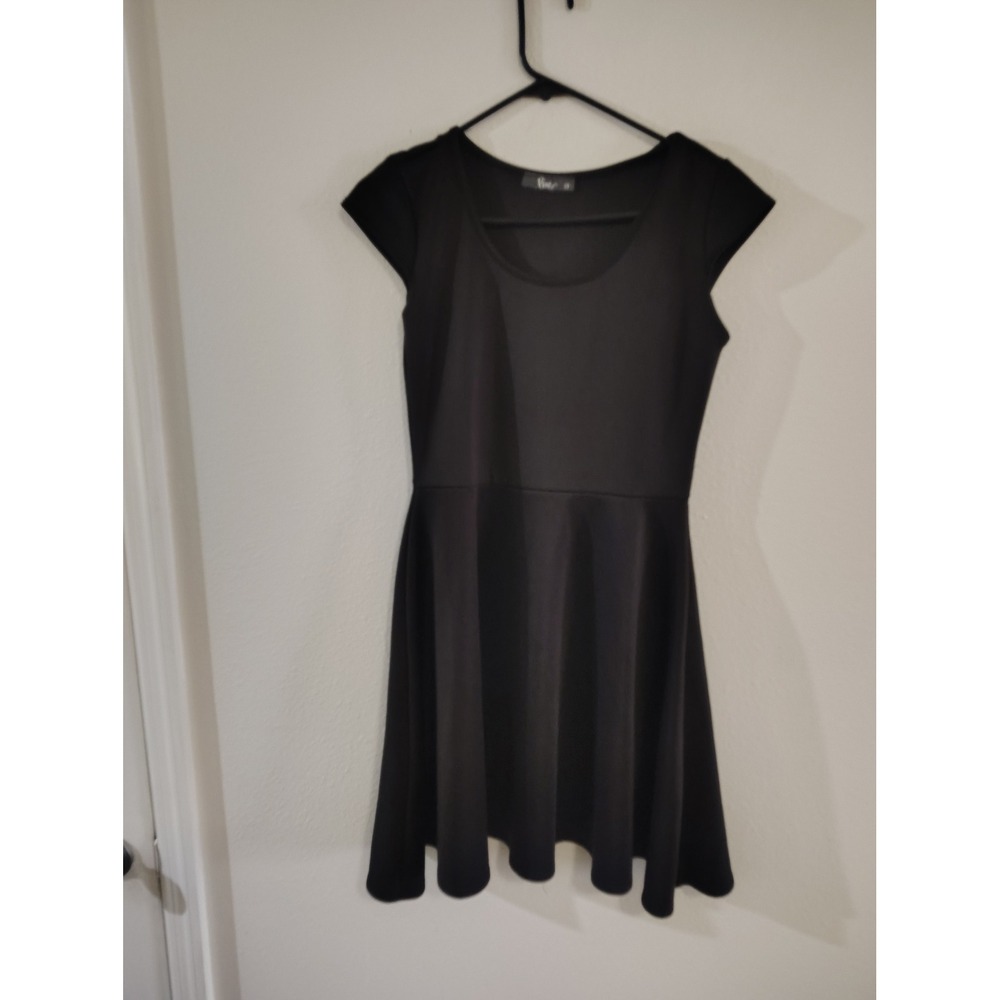 Pinc Black Fit and Flare Skater Dress Cap Sleeve Scoop Neck Women Large